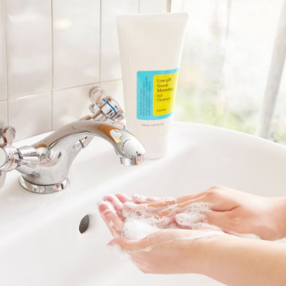 COSRX Low pH Good Moning Gel Cleanser 150ml
